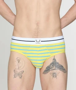 Bluebuck Nautical 25 Brief