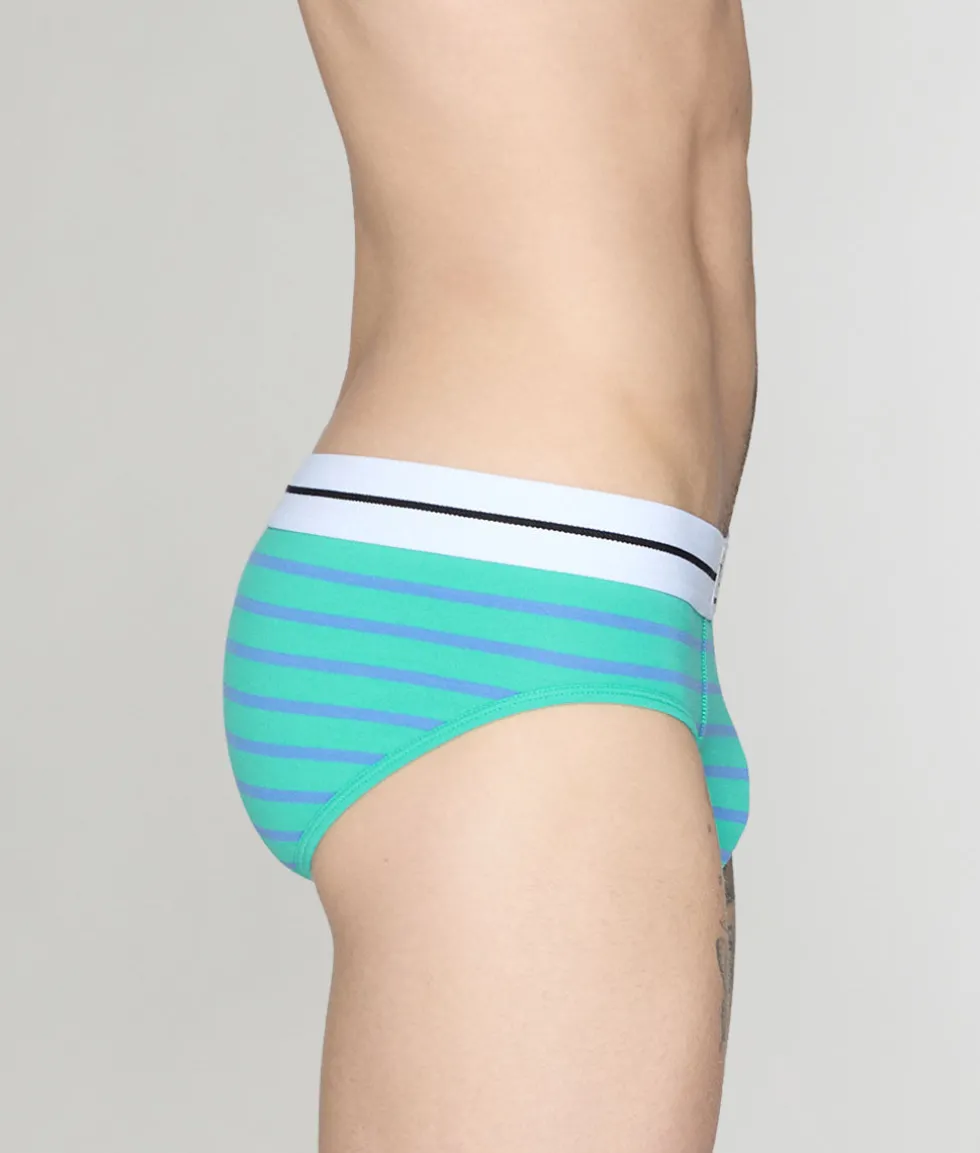 Bluebuck Nautical 25 Brief