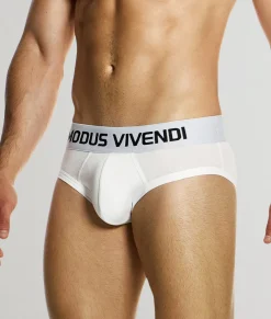 Modus Vivendi Classic Brief