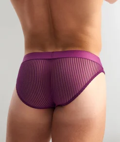 Teamm8 Casanova Brief